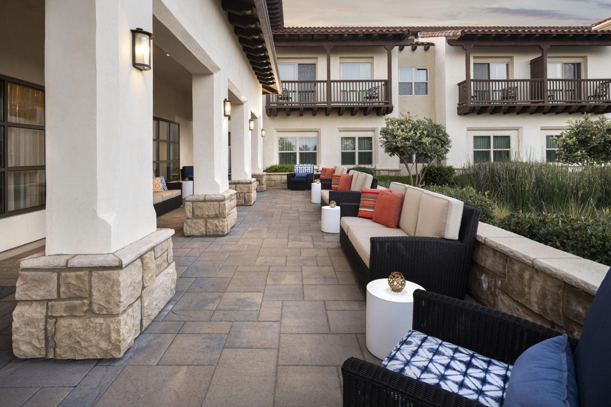 Residence Inn By Marriott Santa Barbara Goleta Esterno foto