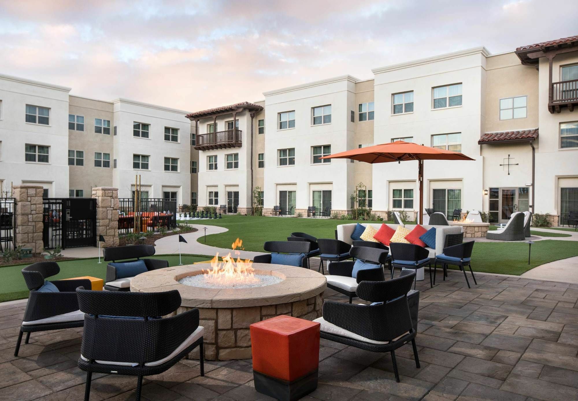 Residence Inn By Marriott Santa Barbara Goleta Esterno foto